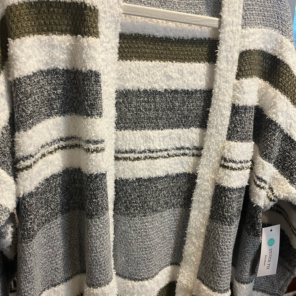 NWT Pink Clover Olive and Gray Cozy Cardigan - XL - Picture 5 of 6